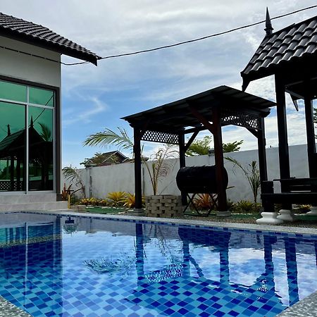 The Broms Villa Kuala Terengganu Exterior photo