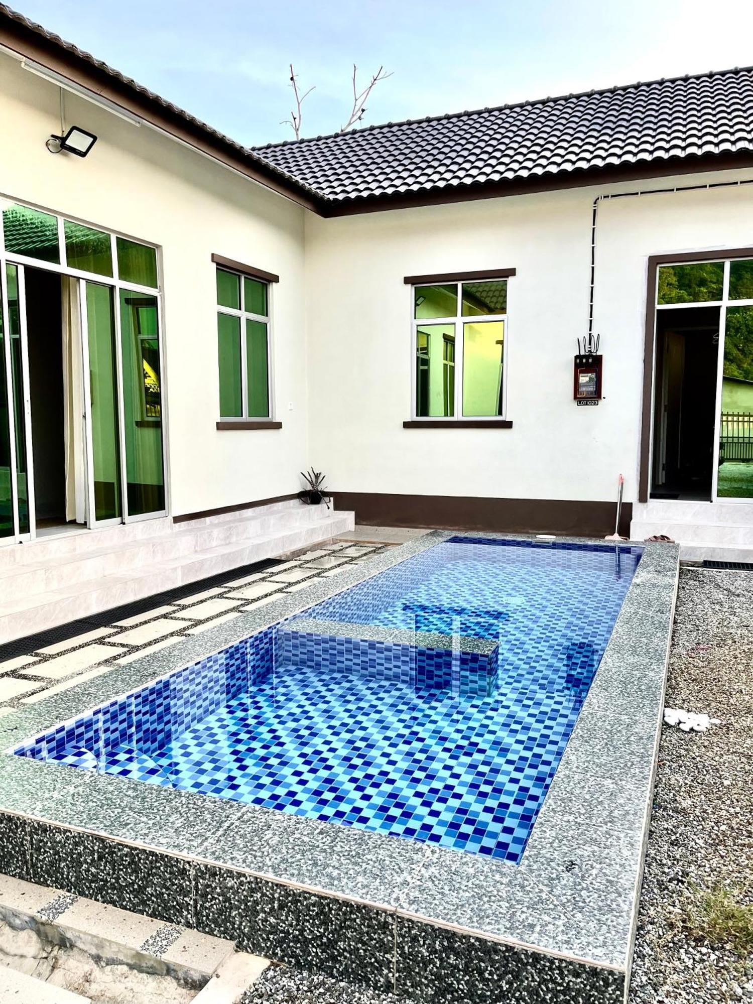 The Broms Villa Kuala Terengganu Exterior photo