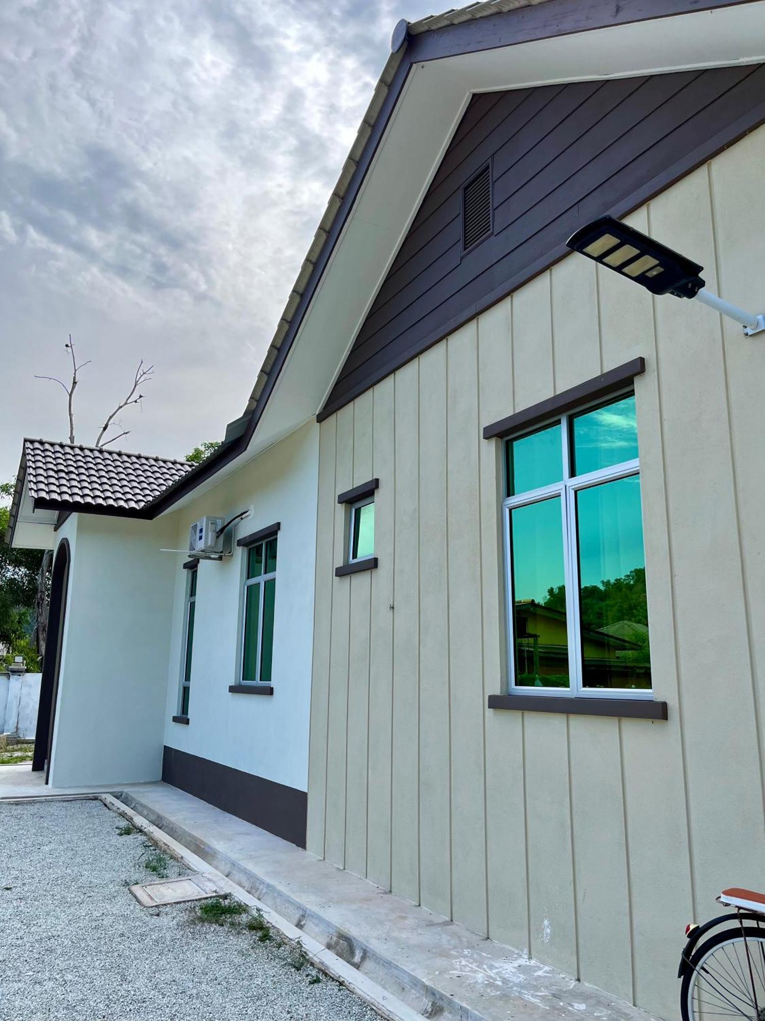 The Broms Villa Kuala Terengganu Exterior photo